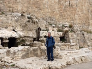 chaim outside walls